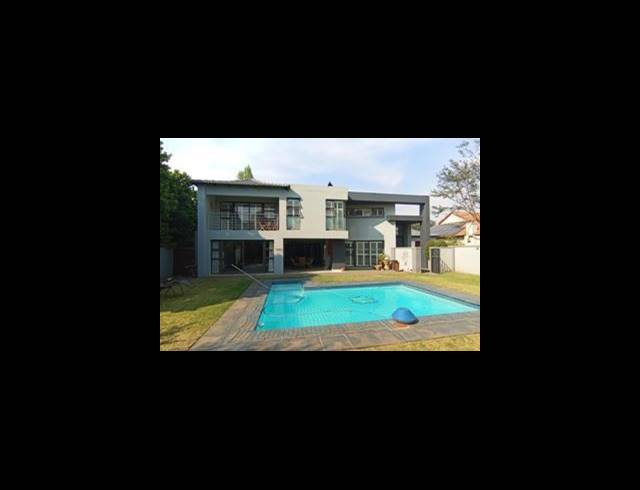 6 BEDROOM HOUSE FOR SALE IN MIDSTREAM ESTATE